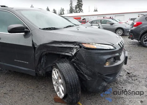 2015 Jeep Cherokee Latitude z USA, uszkodzony, nr VIN 1C4PJMCS2FW538172